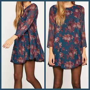 Kimchi Blue | Floral Swing Dress | Small